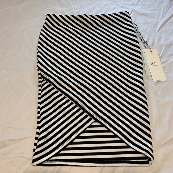 iris Dresses & Skirts - Iris black and white stripe skirt size medium